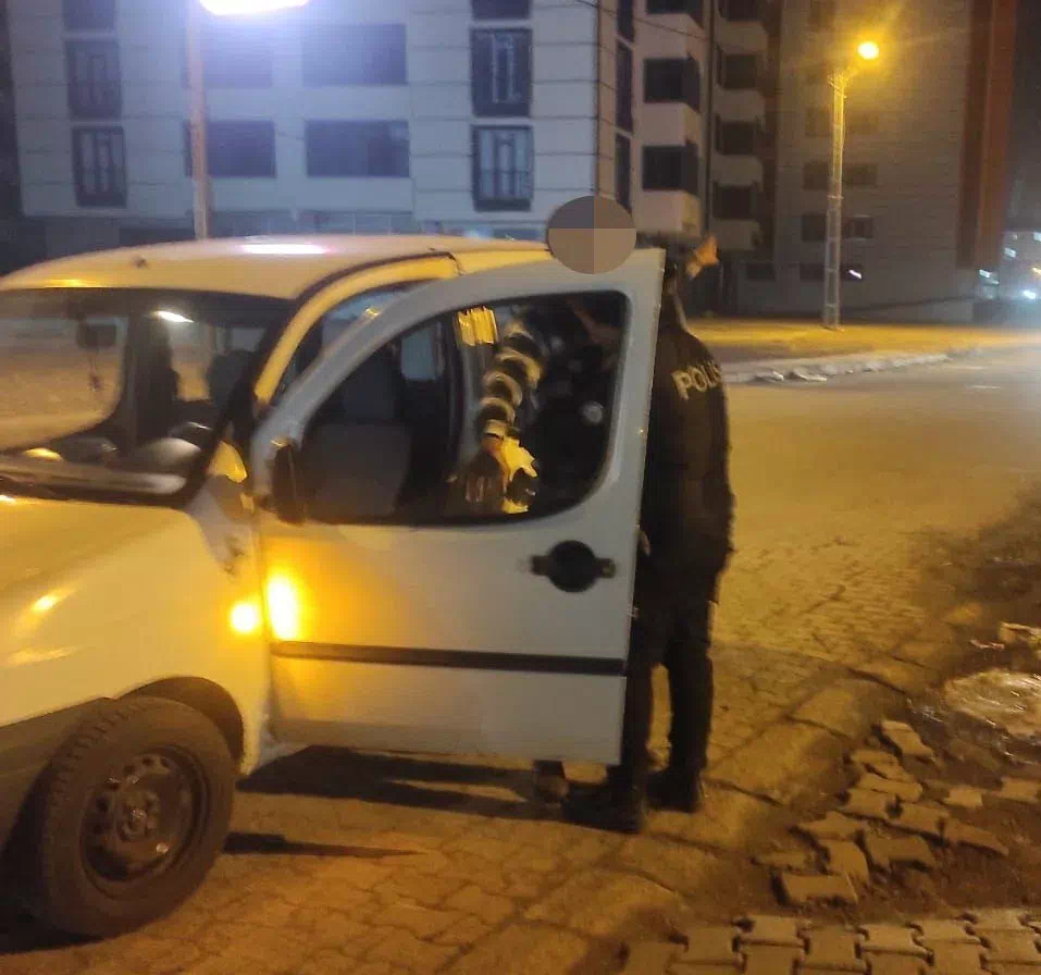Kars’ta Emniyet Müdürlüğü Ekiplerinden Güvenlik Uygulaması
