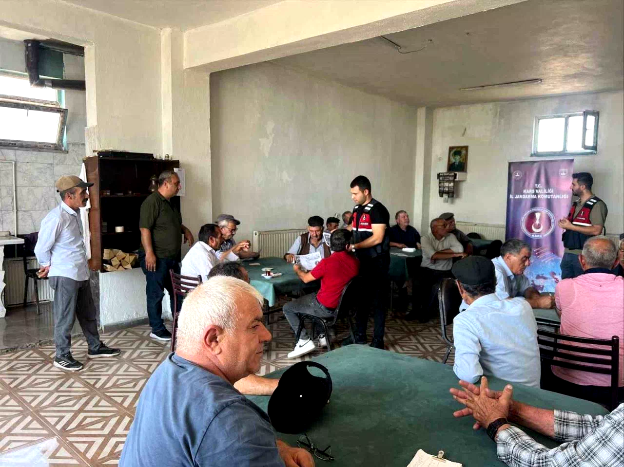 Kars’ta jandarmadan siber farkındalık eğitimi