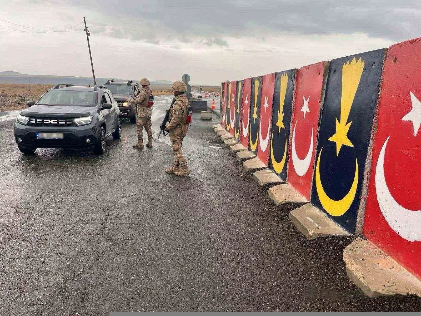 Kars’ta kaçak ve sahte alkol uygulaması yapıldı