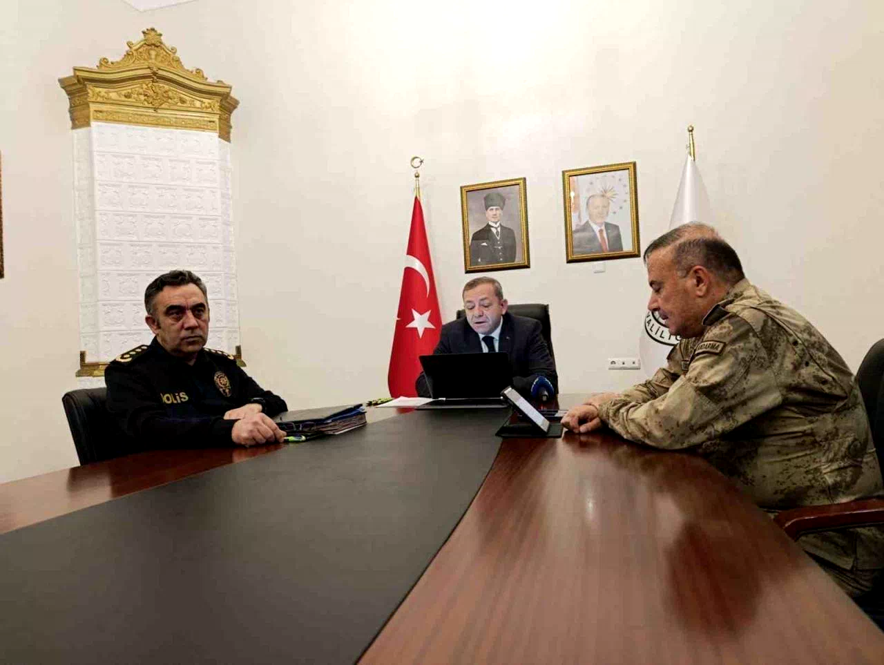 Kars’ta Kasım ayı asayiş ve güvenlik toplantısı yapıldı