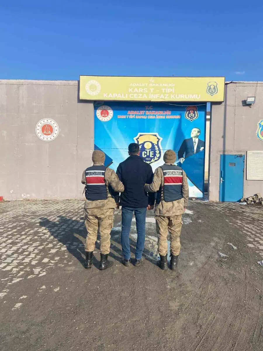 Kars’ta Kasten Yaralama Suçundan Aranan Kişi Yakalandı