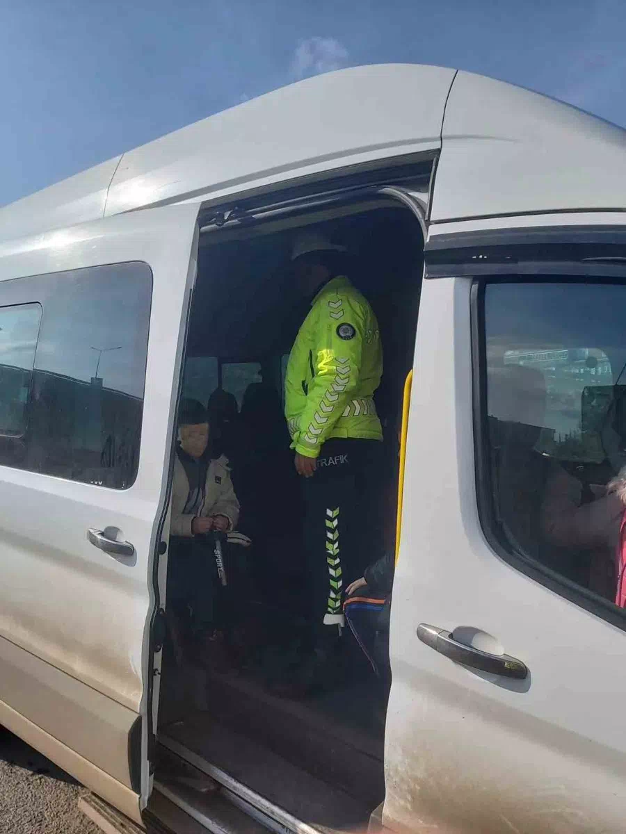 Kars’ta Okul Servisleri İçin Yapılan Denetimler Sıklaştırılacak