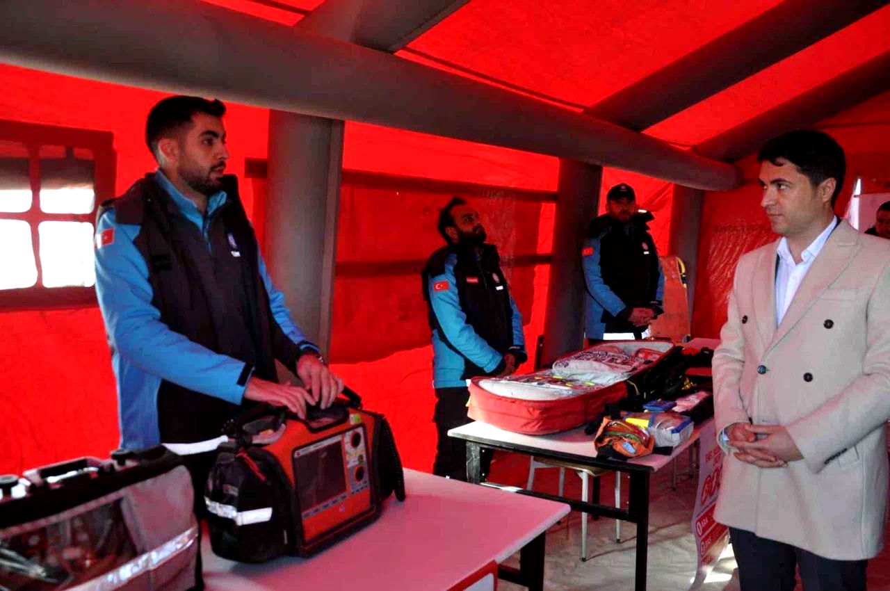 Kars Vali Vekili Aydın Göçer, “Asılsız çağrı yapanlar insanlık suçu işliyor”