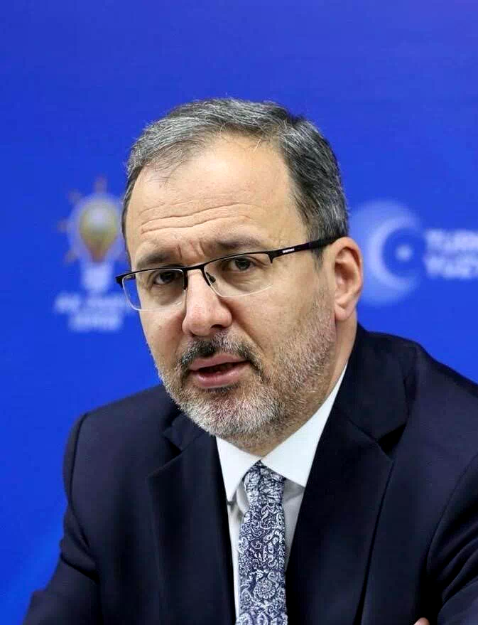 Kasapoğlu: “CHP’nin parti içi sorunlarının İzmirliye fatura edilmesine müsaade etmeyiz”