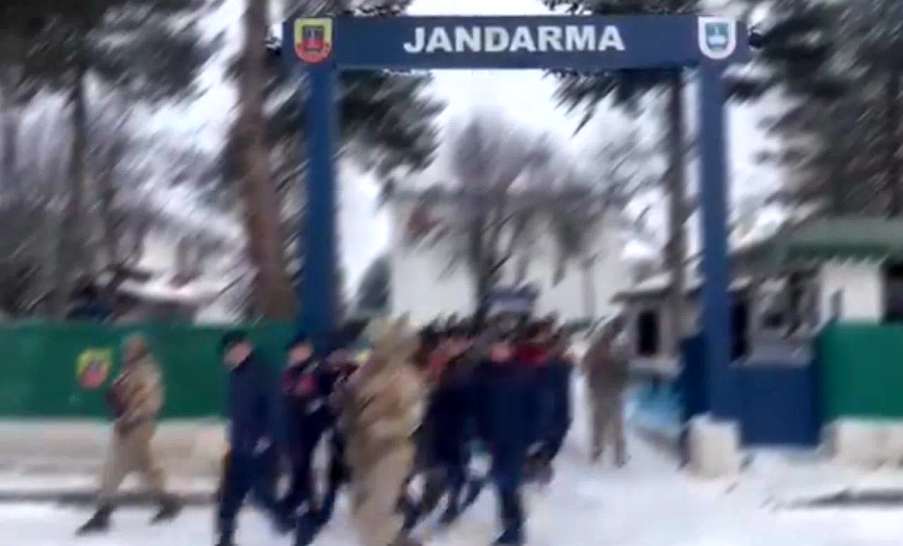Kastamonu’da 9 farklı adrese uyuşturucu operasyonu: 8 gözaltı