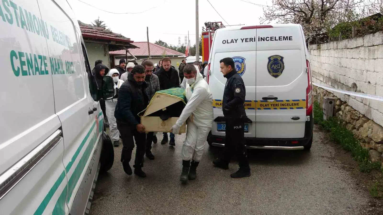 Kastamonu’da çıkan yangında hayatını kaybeden kişinin ev sahibi olduğu belirlendi.