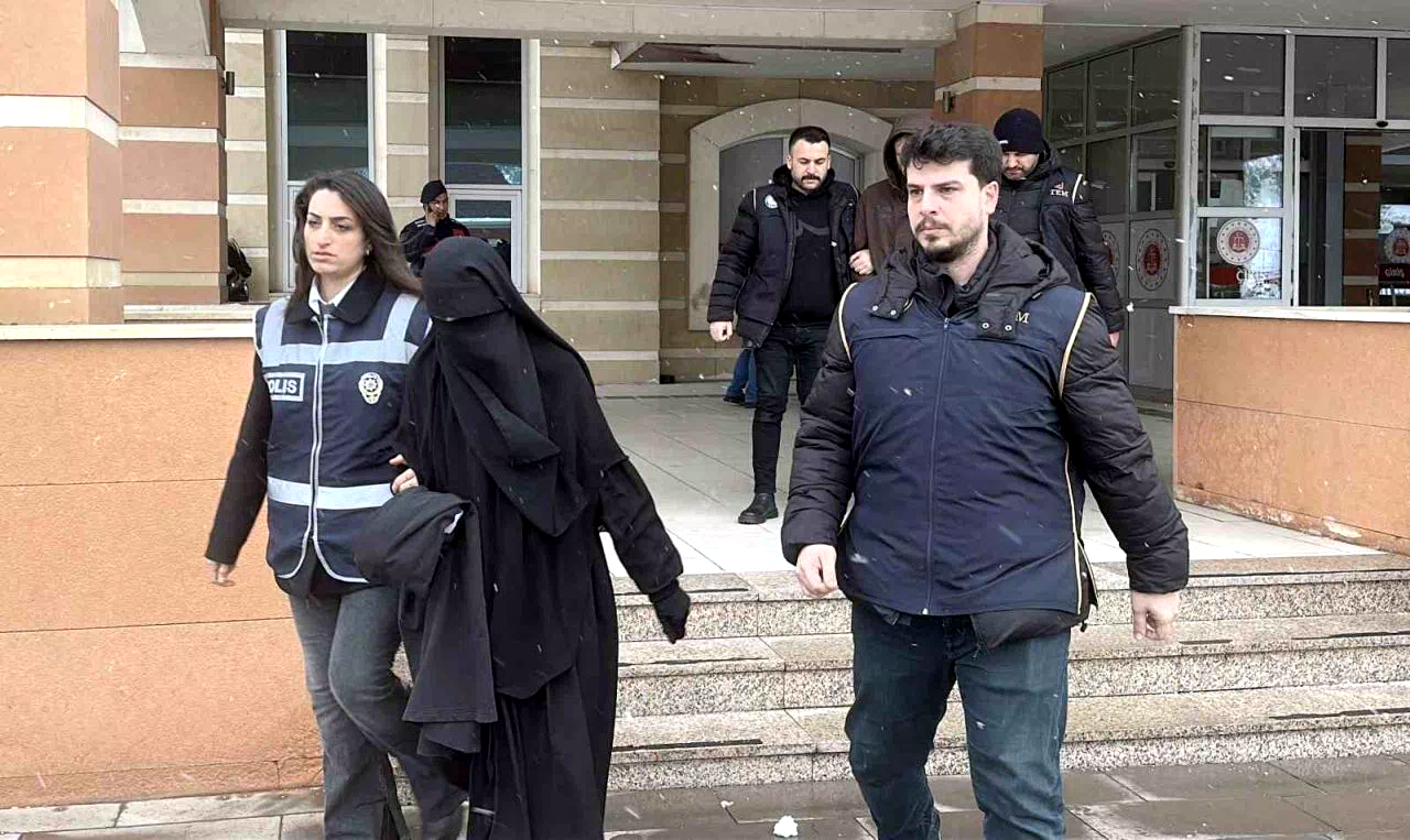 Kastamonu’da DEAŞ operasyonunda gözaltına alınan 2 şüpheli tutuklandı