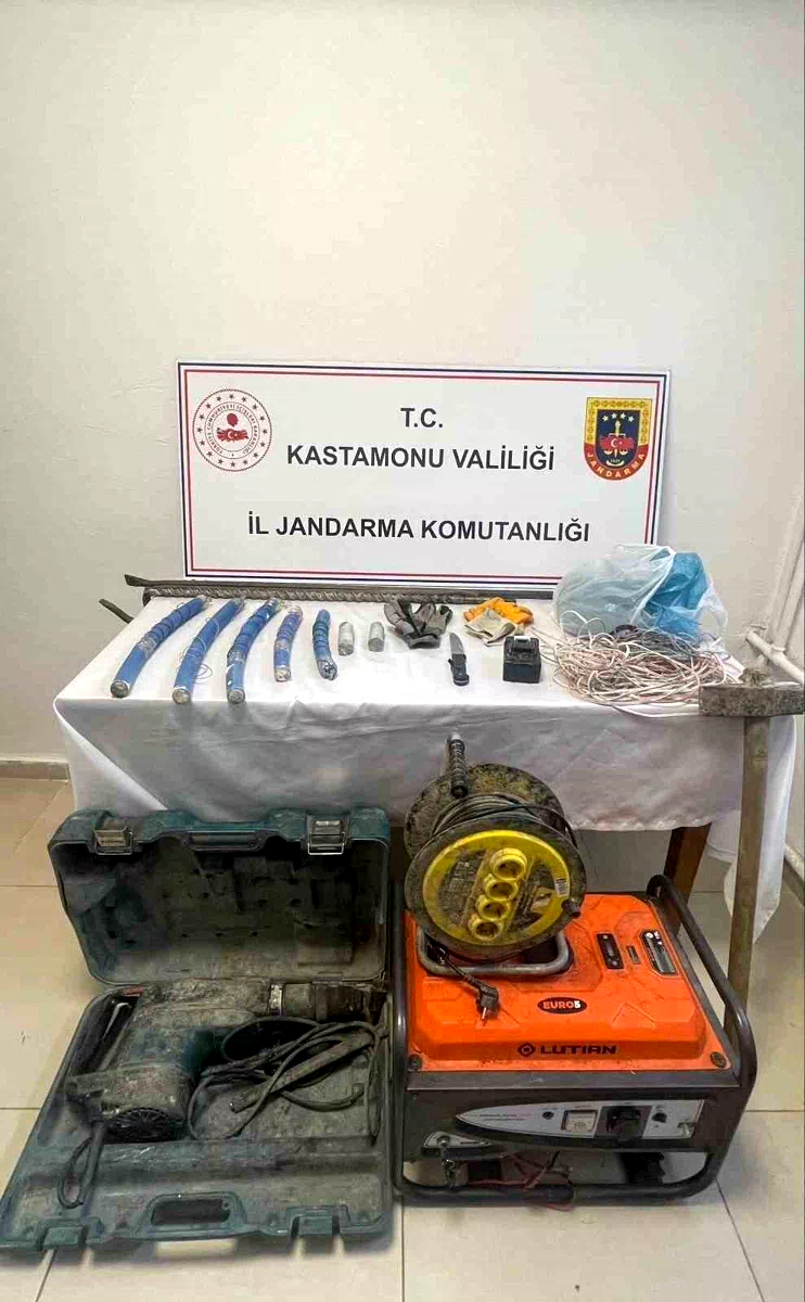 Kastamonu’da define avcılarına suçüstü baskın: 2 tutuklama