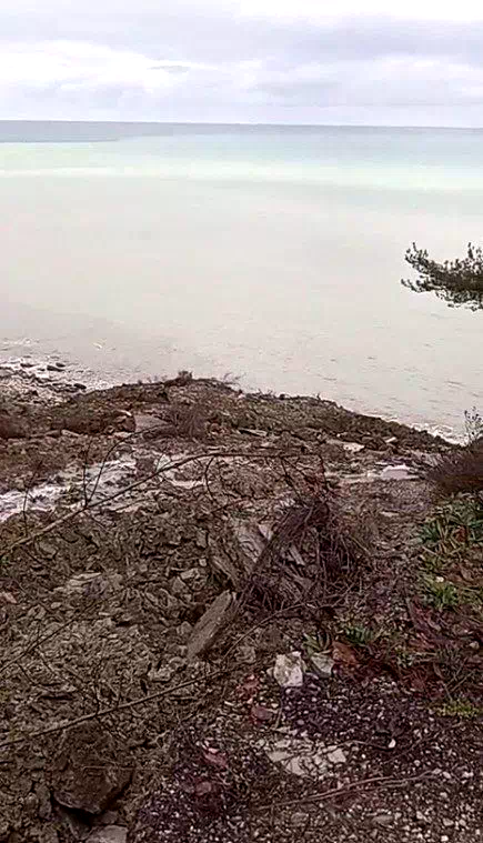 Kastamonu’da heyelan: İnebolu-Doğanyurt-Cide karayolu ulaşıma kapandı