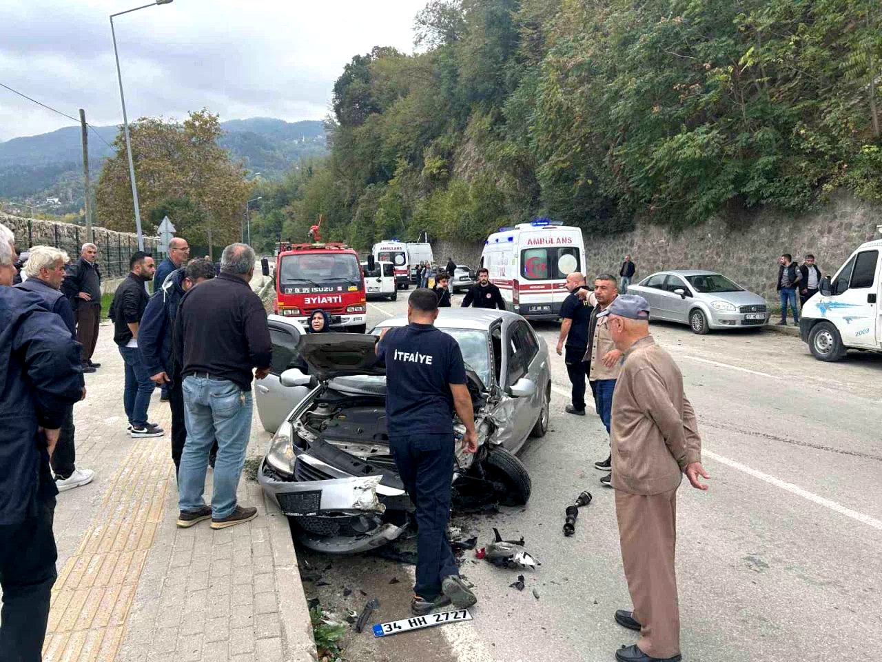 Kastamonu’da iki otomobil çarpıştı: 4 yaralı