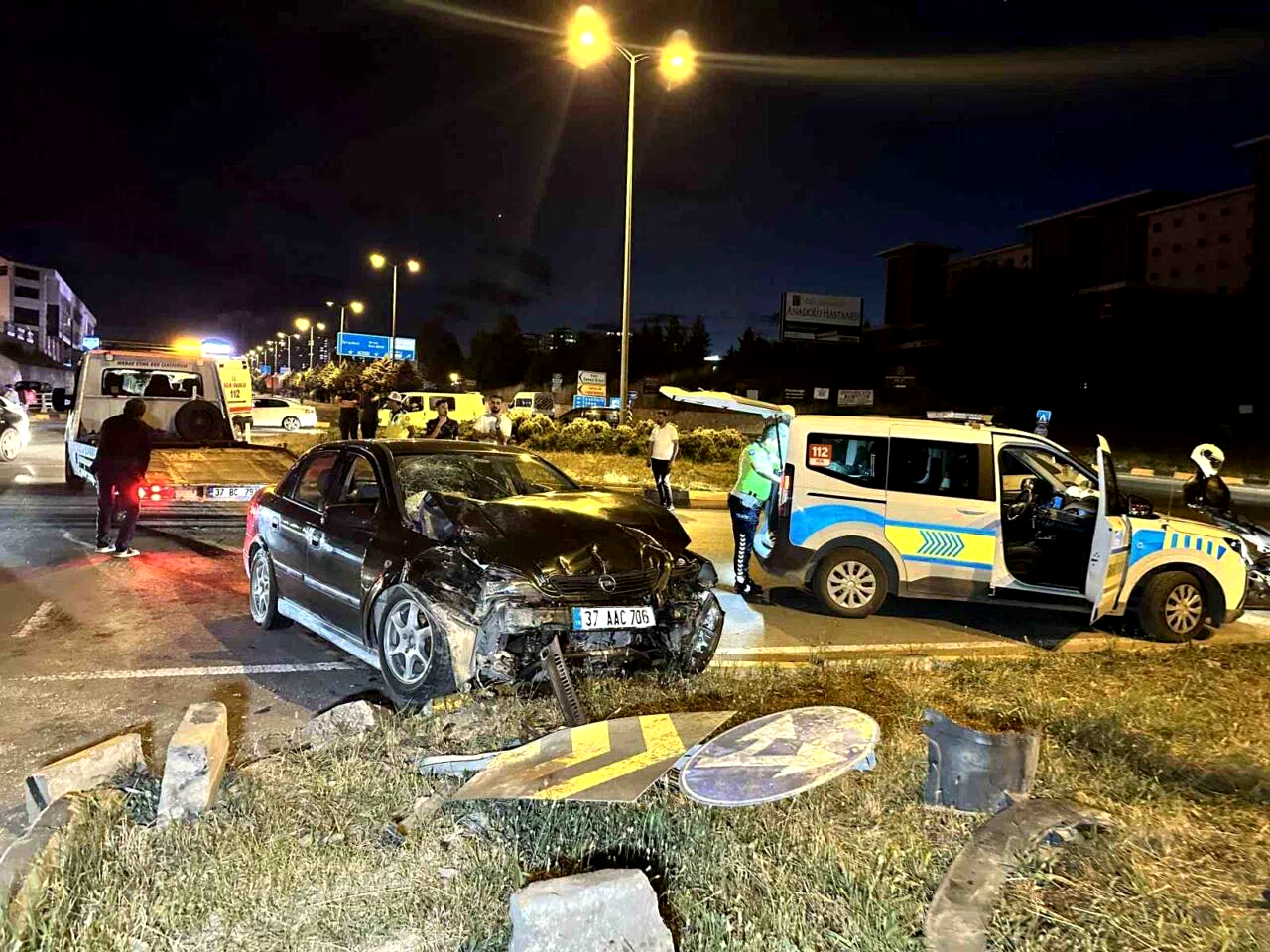 Kastamonu’da iki otomobil çarpıştı: 4 yaralı