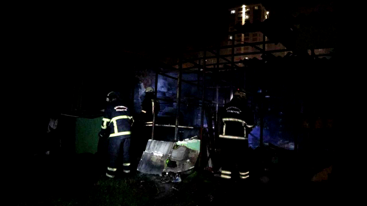 Kastamonu’da iş yerinde çıkan yangın büyümeden söndürüldü