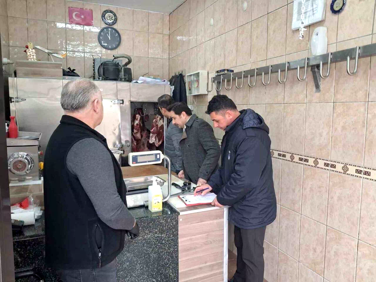Kastamonu’da Ramazan ayı öncesinde alışveriş yerlerinde denetimler sürüyor