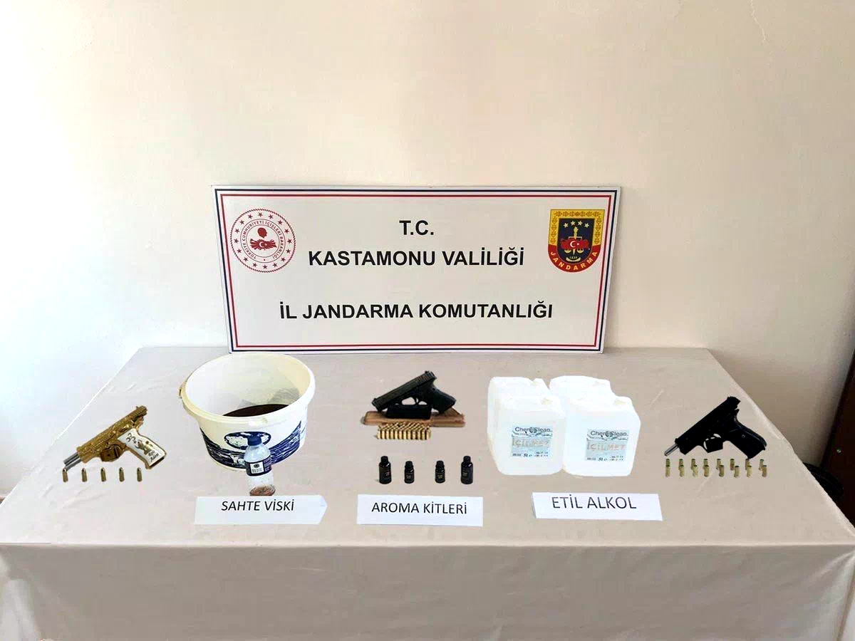 Kastamonu’da sahte alkol operasyonu: 3 gözaltı