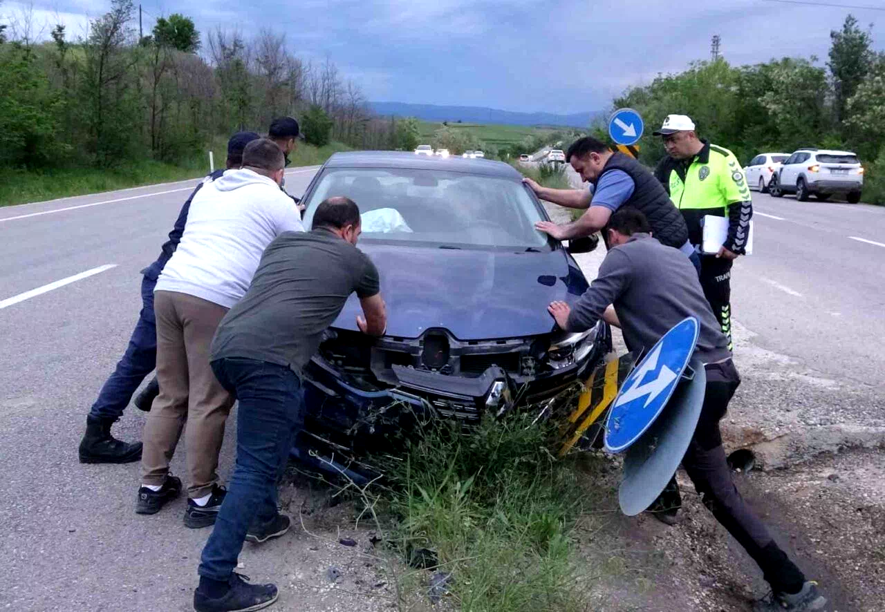 Kastamonu’da üç araç çarpıştı: 5 yaralı