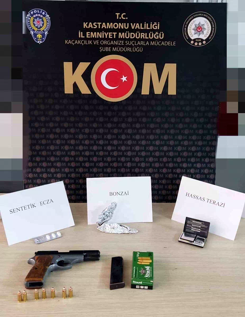 Kastamonu’da uyuşturucu operasyonu: 4 gözaltı