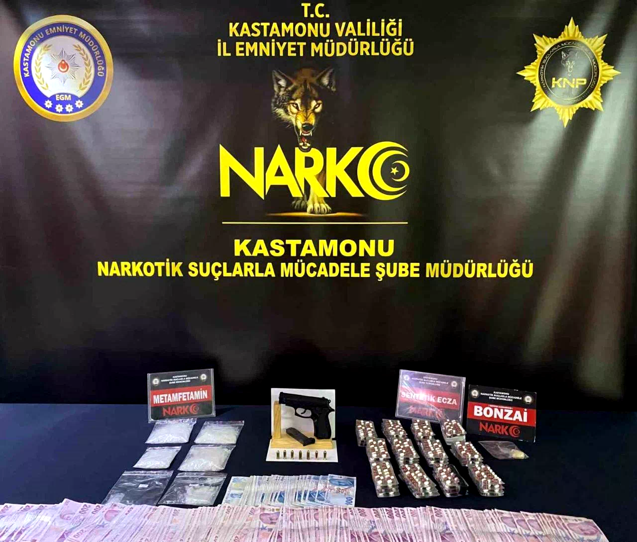 Kastamonu’da yüklü miktarda uyuşturucuyla yakalanan sanıkların yargılanmasına devam edildi