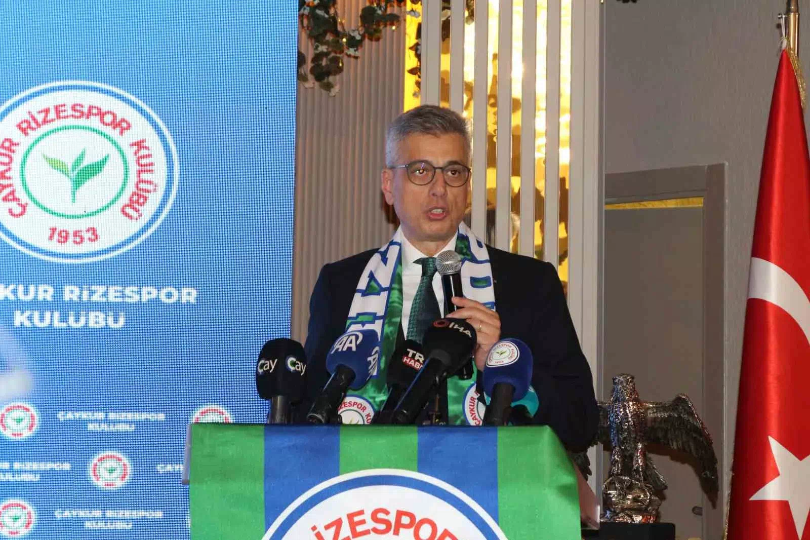 Kemal Memişoğlu: “1 yılda sağlık sistemi 1 milyar kez insanlara dokundu” dedi.