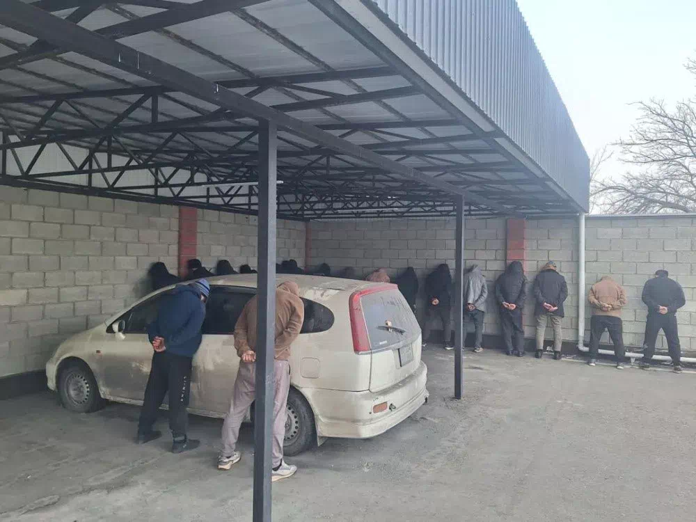 Kırgızistan’da Anayasal Düzeni Bozmak İsteyen 30 Terörist Gözaltında.