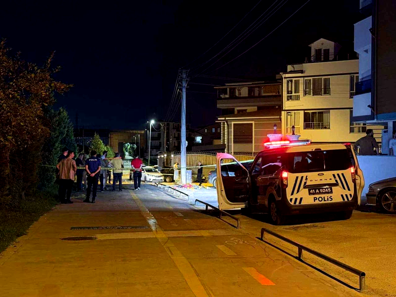 Kıskanç sevgili dehşet saçtı: 3 ölü