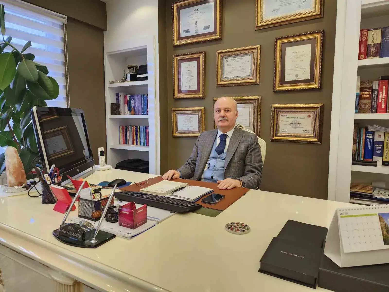 Kızılay Başkanı Orhan Akgüloğlu’ndan şehitler haftası mesajı