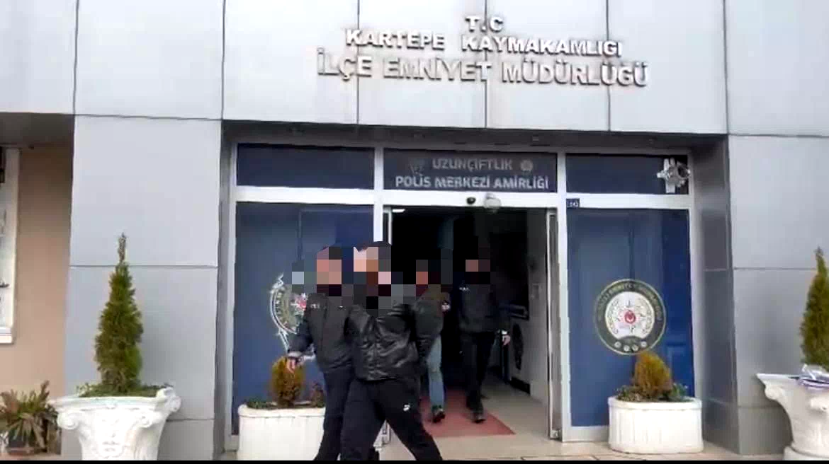 Kocaeli’de 2,85 litre sıvı metamfetamin ele geçirildi