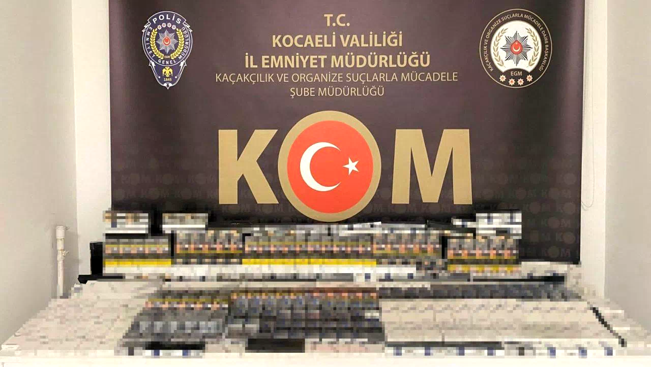 Kocaeli’de 700 paket gümrük kaçağı sigara ele geçirildi