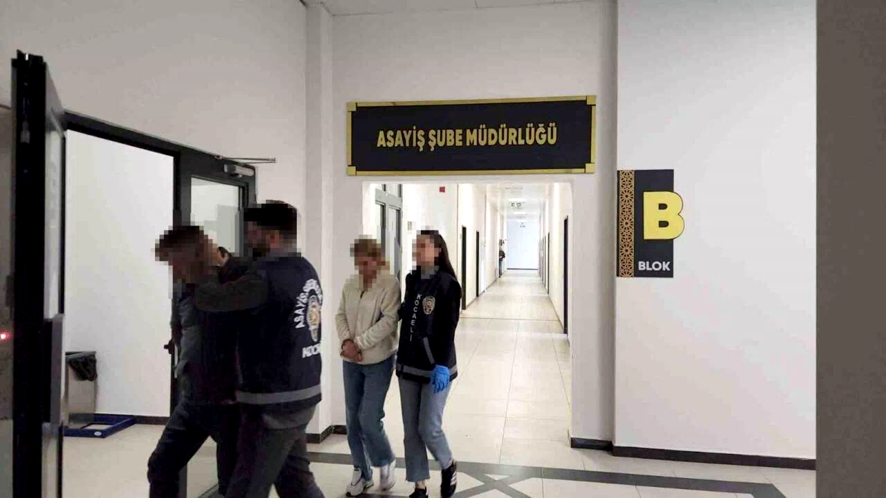 Kocaeli’de bir evden altın çalan 2 şüpheli yakalandı