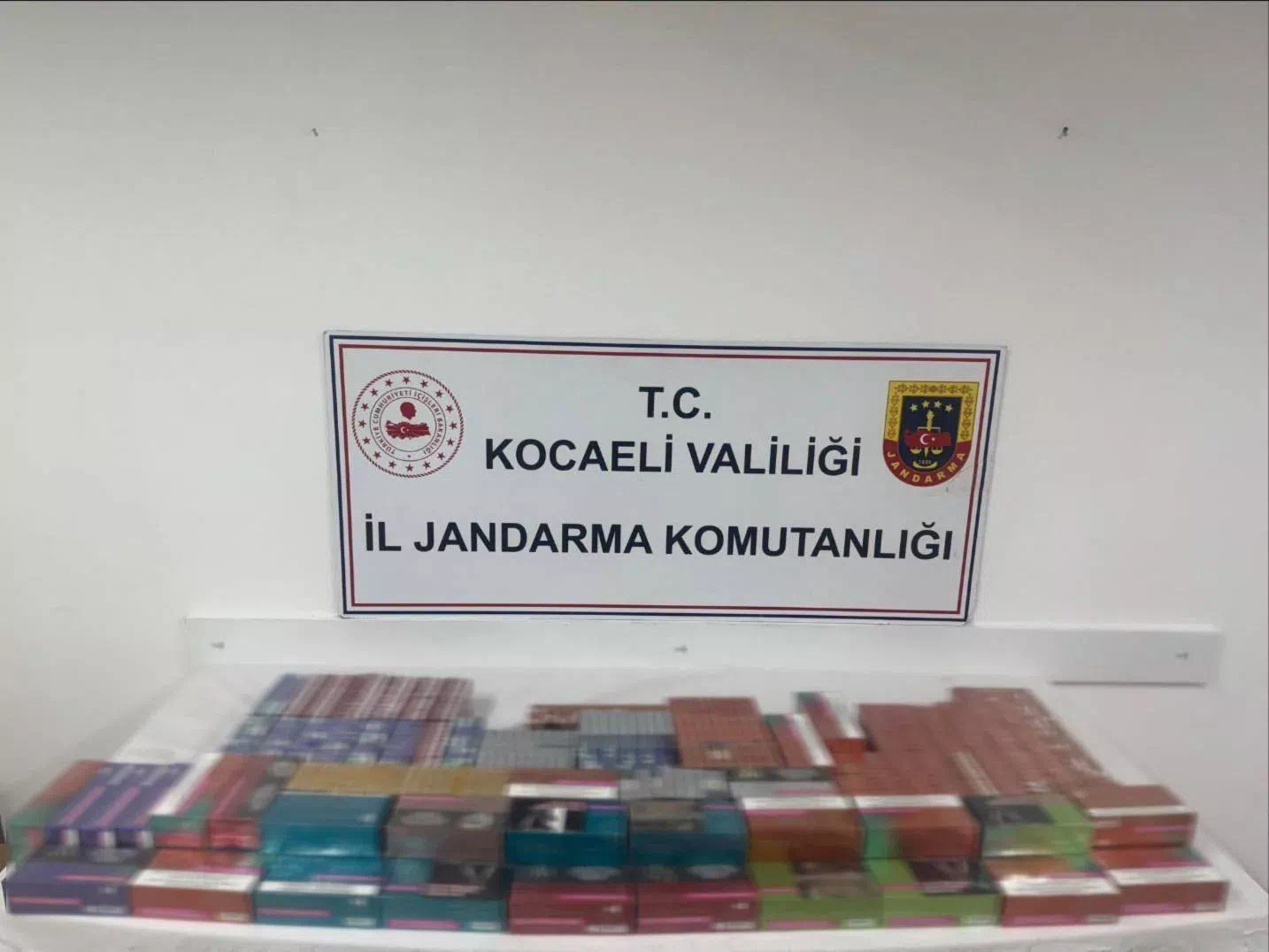 Kocaeli’de Ele Geçirilen Kaçak Sigara ve Elektronik Sigaraların Değeri 1 Milyon 420 Bin TL olarak Belirlendi.