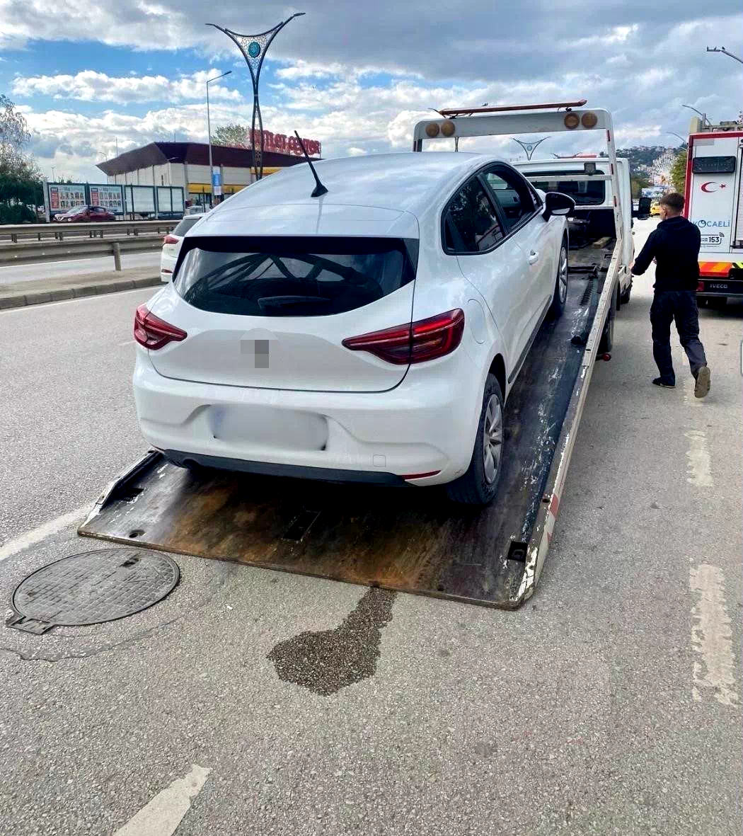 Kocaeli’de korsan taşımacılık yapan sürücüye ceza kesildi