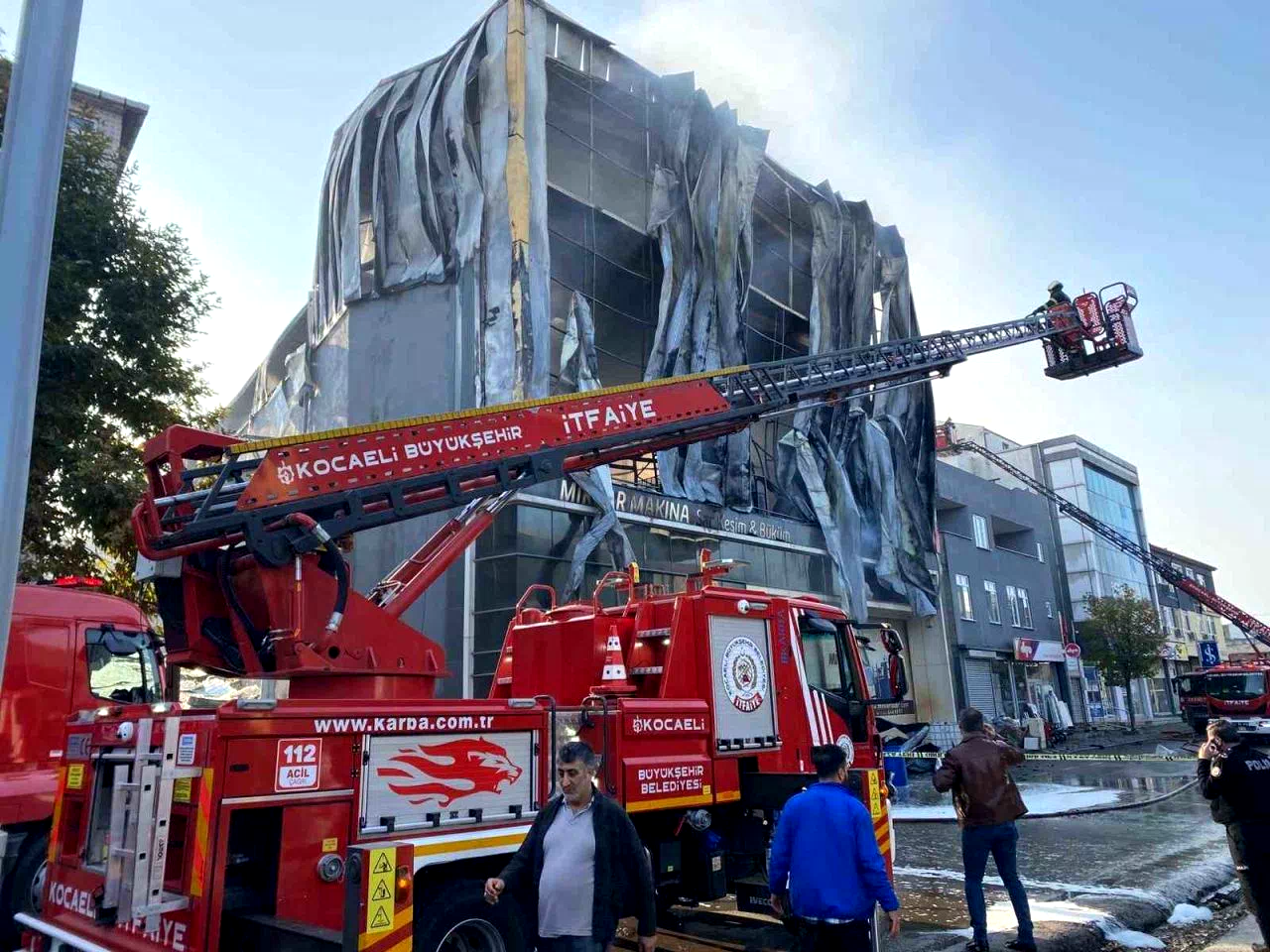 Kocaeli’de parfüm fabrikası faciası sonrası skandal paylaşımlar: Ölenlere hakaret ve küfür ettiler