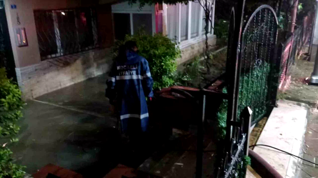 Kocaeli’de sağanak etkili oldu: ev ve iş yerlerini su bastı