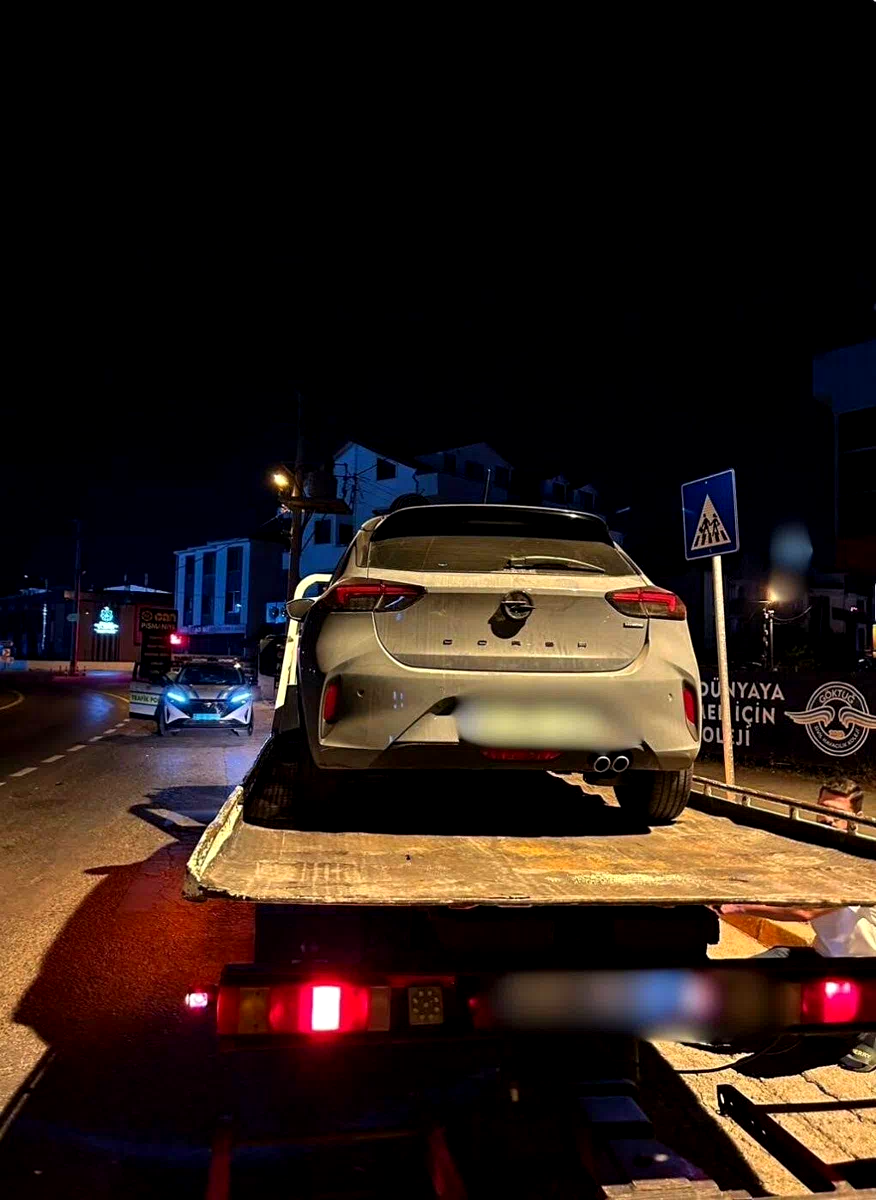 Kocaeli’deki korsan taksi denetiminde sürücü ve yolcuya ceza