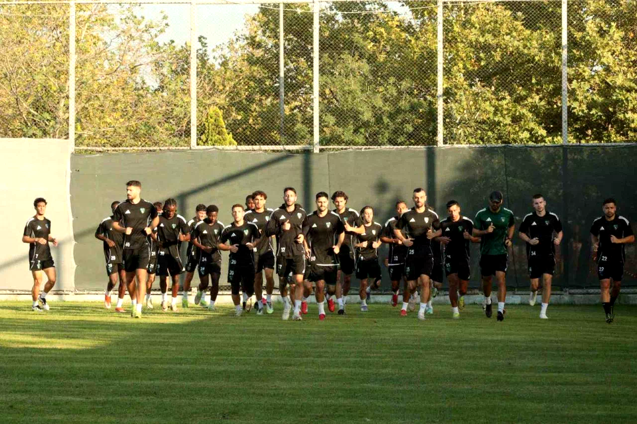 Kocaelispor, Beşiktaş maçının hazırlıklarını sürdürüyor
