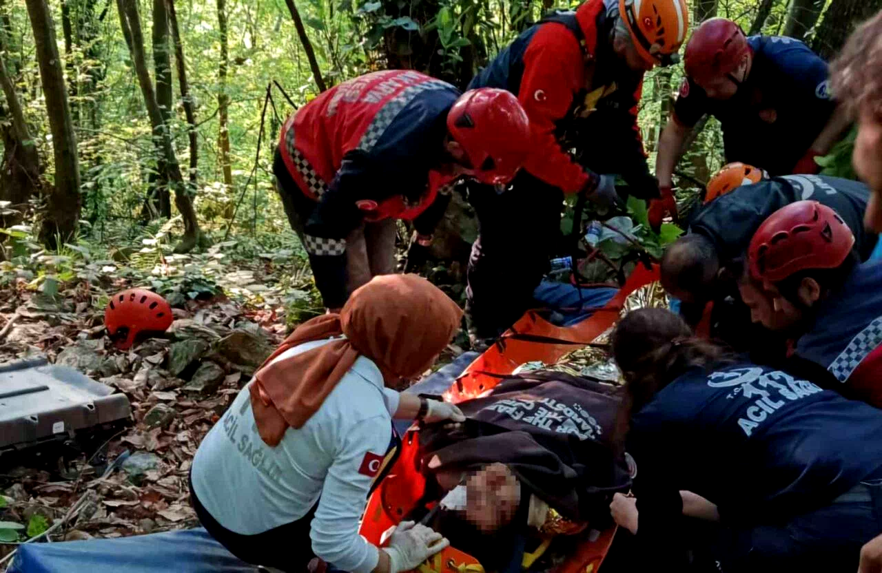 Kontrolden çıkan UTV şarampole devrildi: 2 yaralı