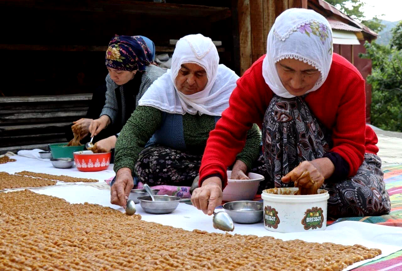 Köyde üretilen keş adeta bir enerji deposu