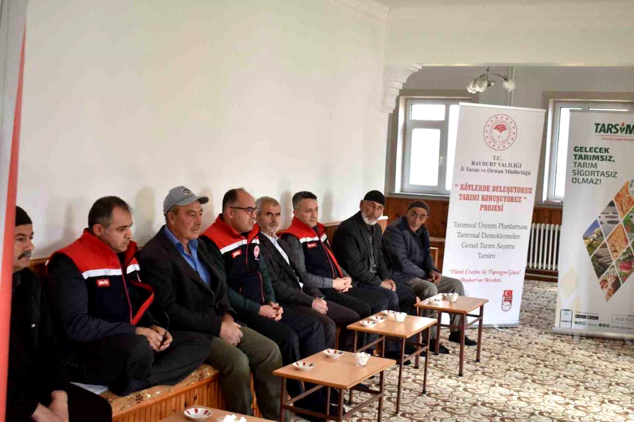‘Köylerde Buluşuyoruz, Tarımı Konuşuyoruz’ projesi kapsamında üreticilerle buluşmalar devam ediyor