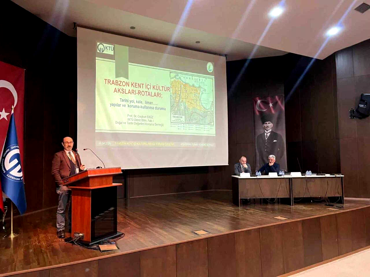KTÜ’de “Trabzon Kent İçi Kültürel Mirasının Korunması” çalıştayı