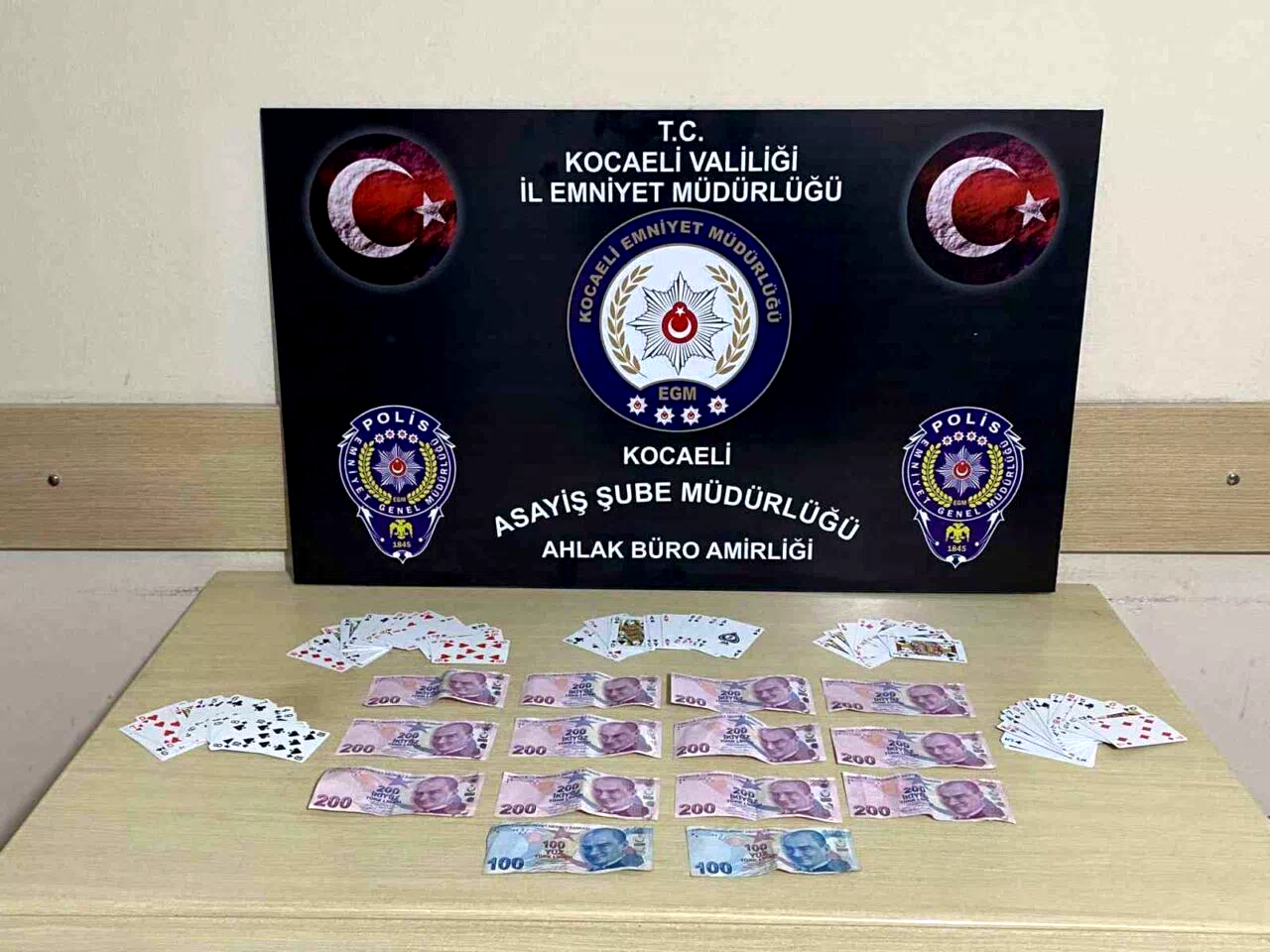 Kumar oynayan 9 kişiye 83 bin 223 TL ceza