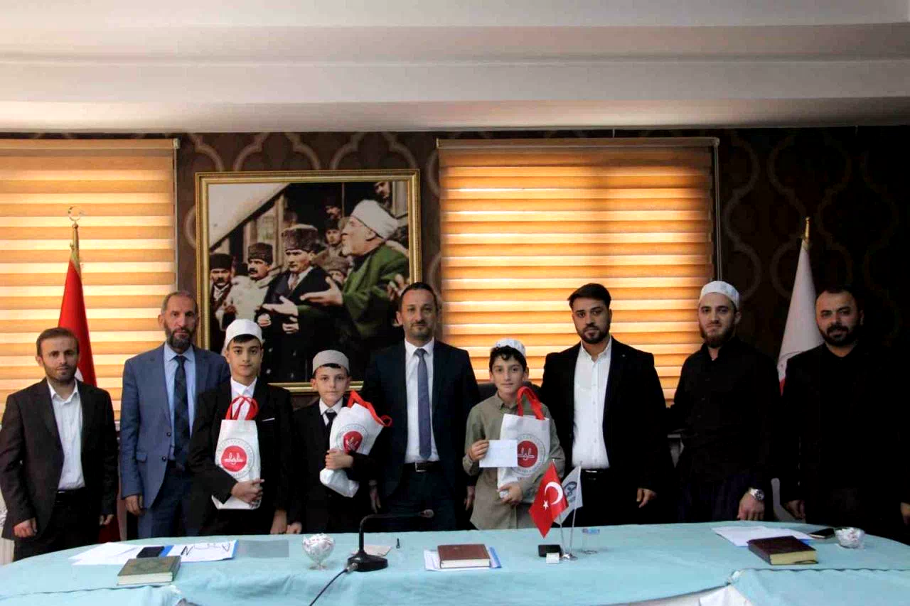Kur’an-ı Kerim’i en güzel okumak için yarıştılar