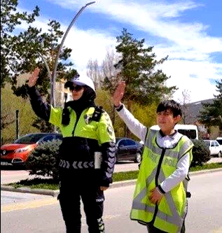 Kurallara uyalım, hayata bağlanalım