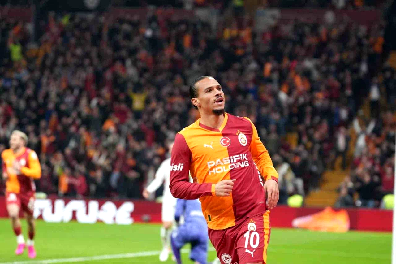 Leroy Sane ligdeki 5. golünü attı
