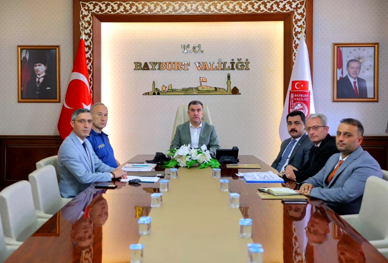 LGS öncesi Bayburt’ta alınan güvenlik tedbirleri toplantıda görüşüldü
