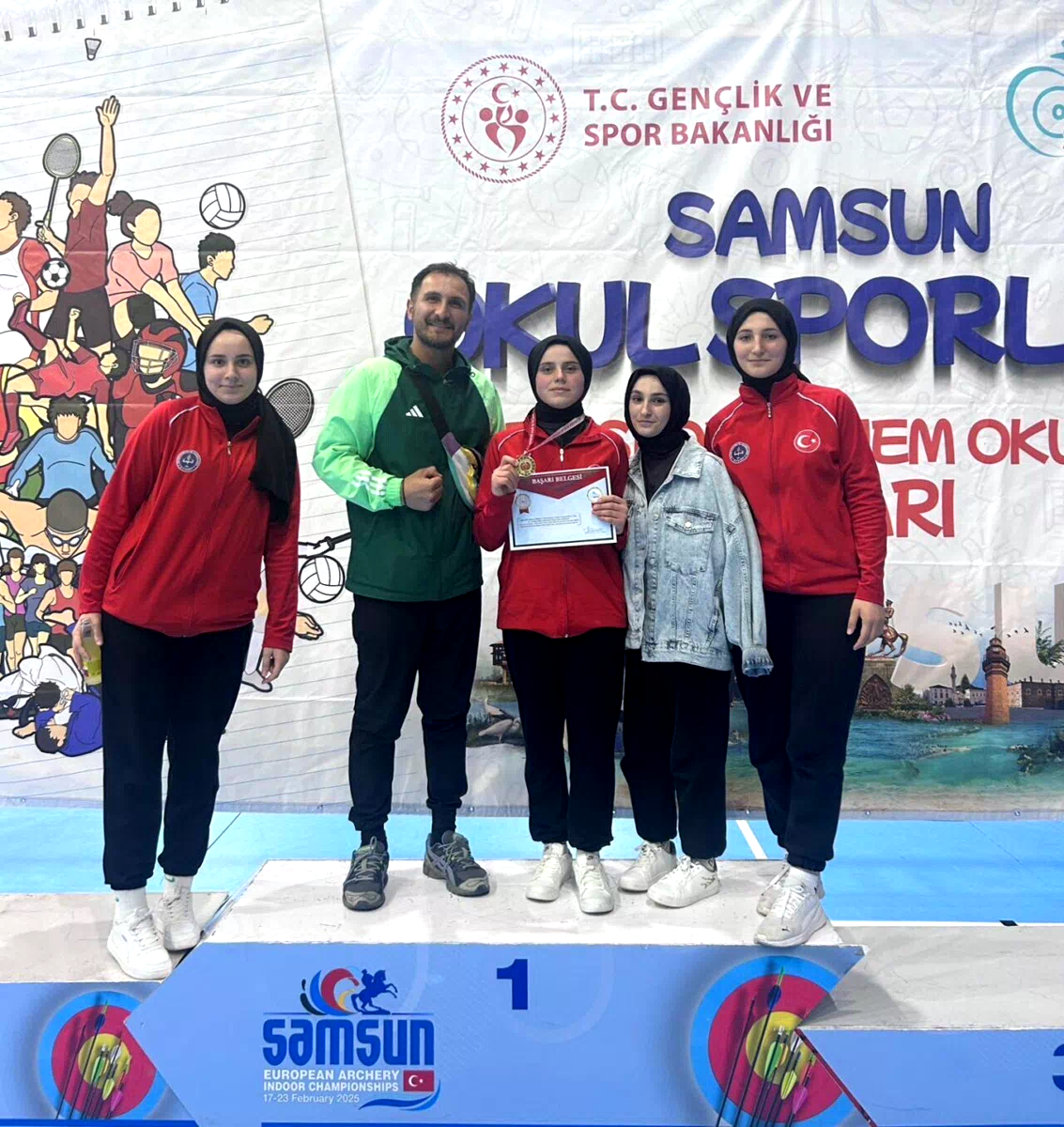 Lise öğrencisi Zengin bilek güreşinde Türkiye şampiyonu oldu