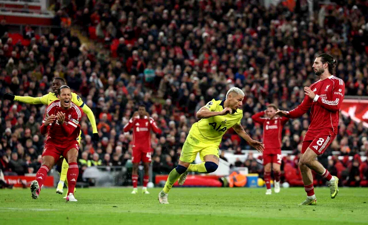 Liverpool, Tottenham’a son dakikada takıldı