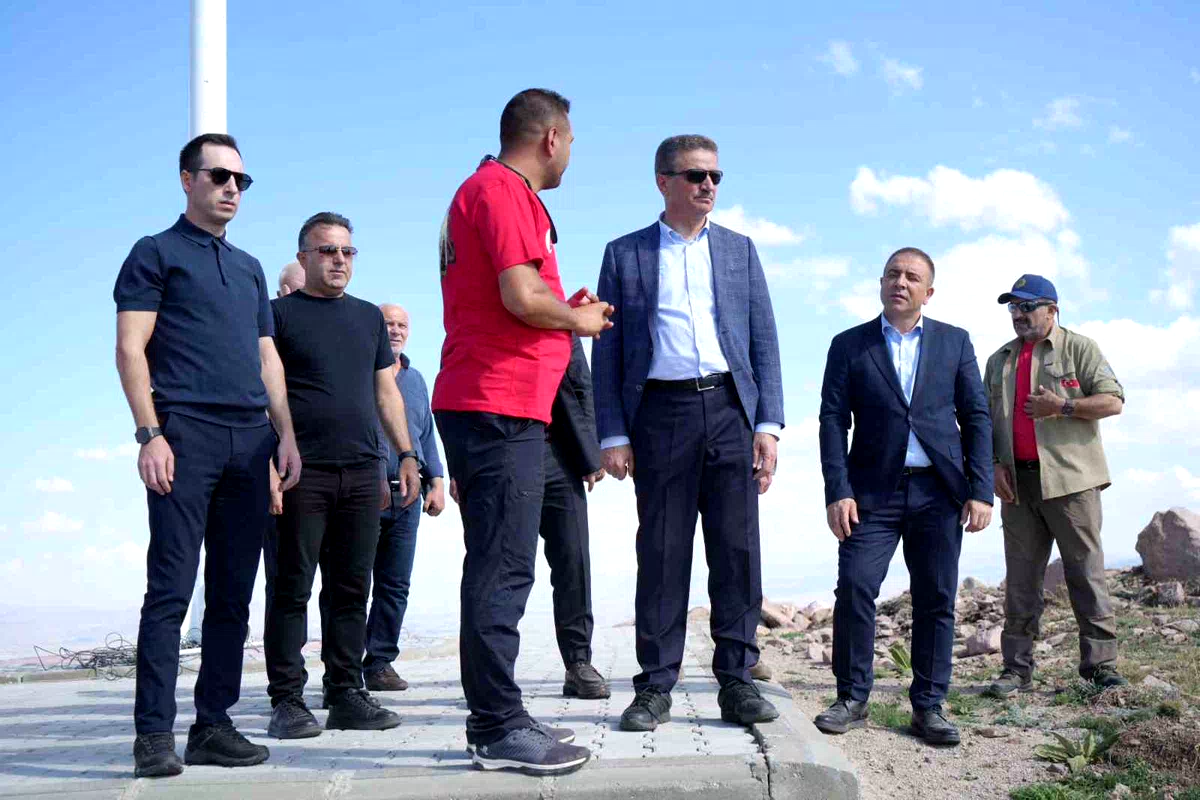 Macera Off-Road Ekibi ve Vali Baruş Bayrak Tepe’de: "Ecdadımızın mirasına sahip çıkalım"