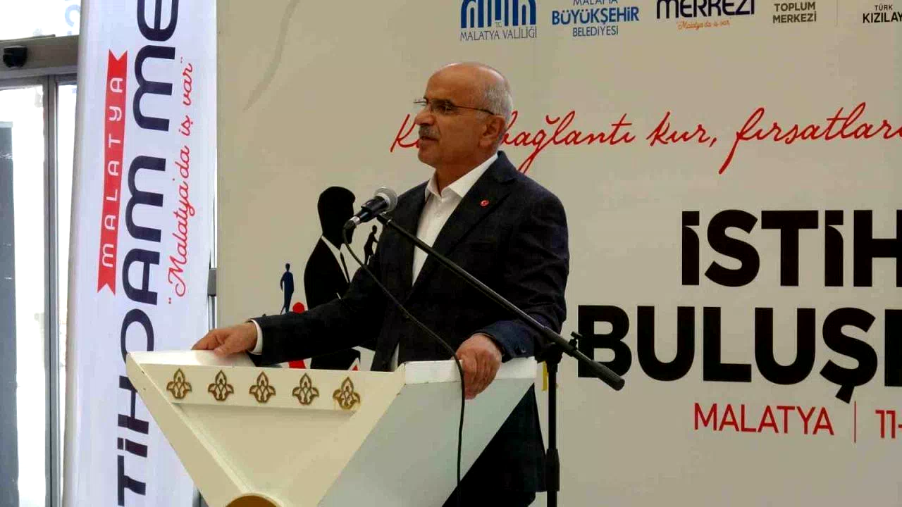 Malatya’da “İstihdam Fuarı” kapılarını açtı