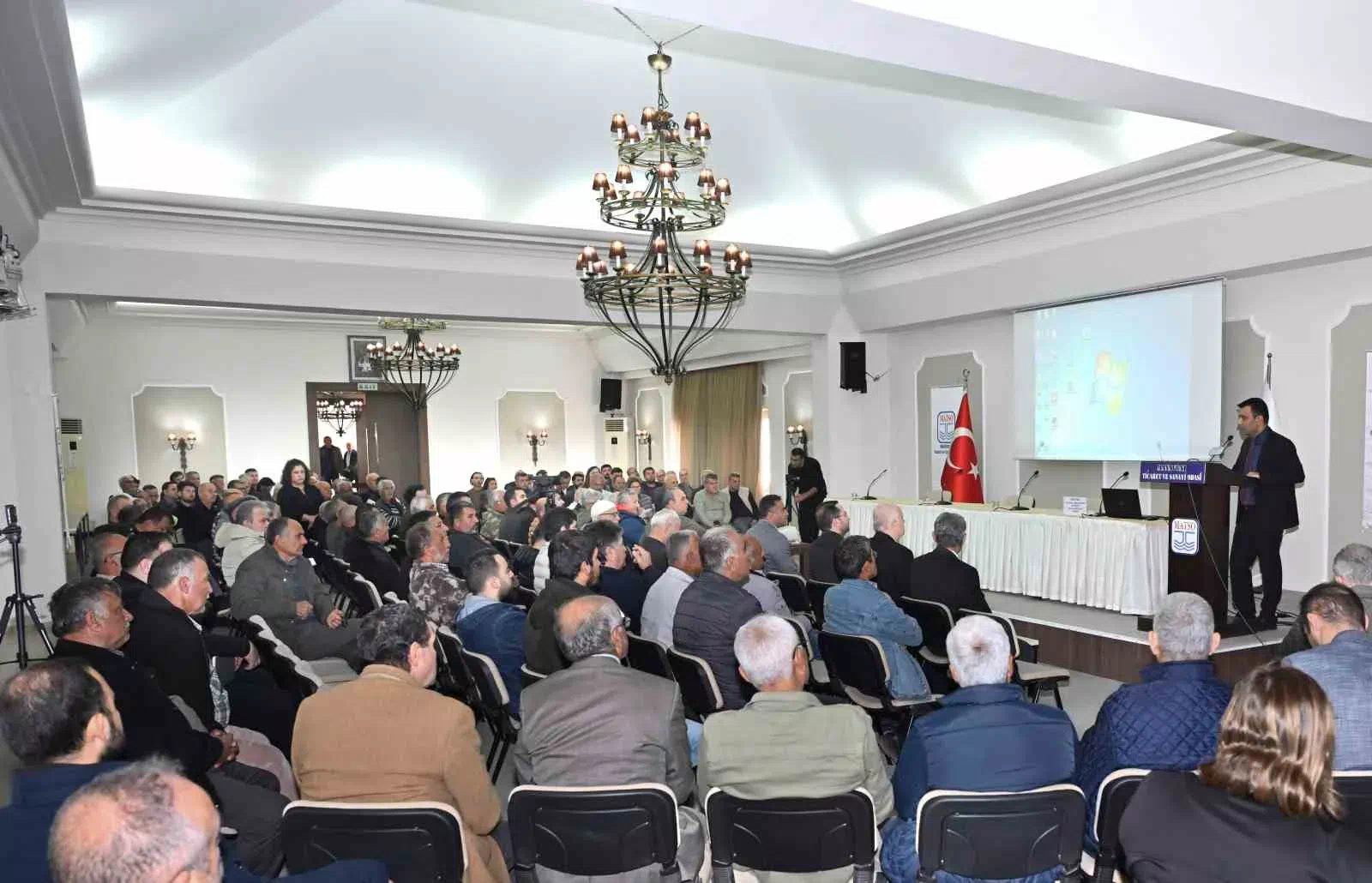 Manavgat’ta Kırsal Kalkınma Destekleri Toplantısı Gerçekleştirildi