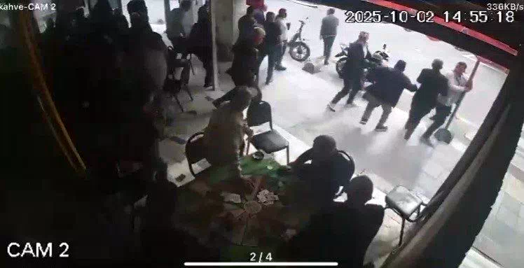 Marmaraereğlisi açıklarındaki deprem anı kamerada