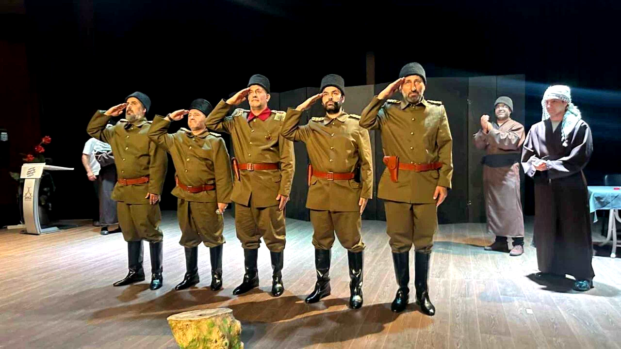 “Medine Müdafaası” ayakta alkışlandı